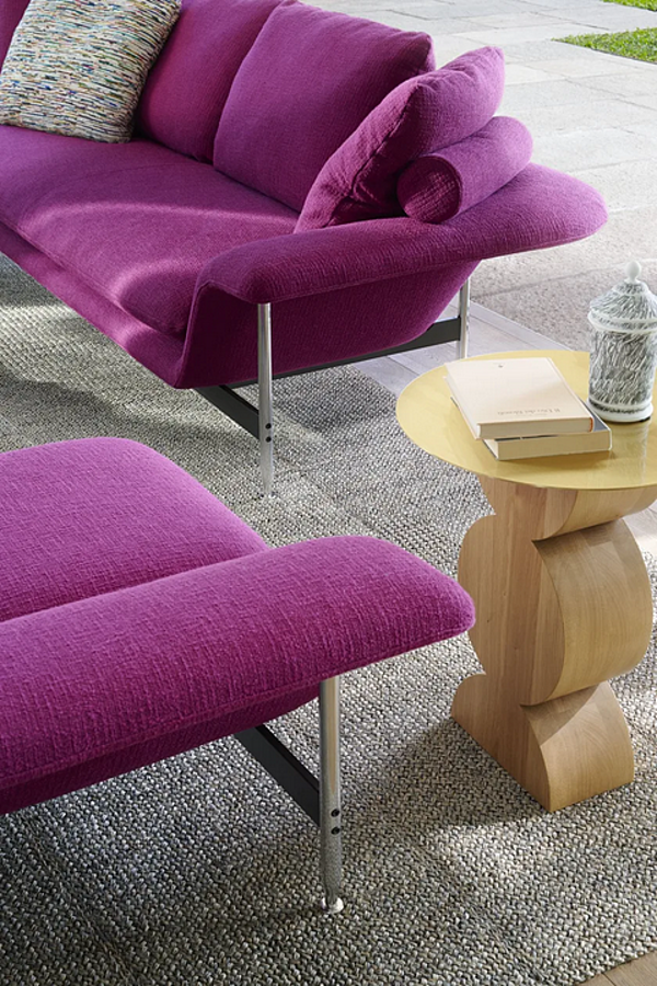 Canapé d'angle en tissu Esosoft CASSINA 580 usine CASSINA de l'Italie. Foto №7