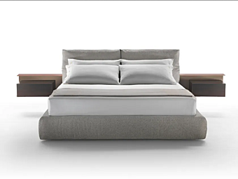 Lit double en tissu avec tête de lit rembourrée FLEXFORM NEWBRIDGE Lit double en tissu avec tête de lit rembourrée FLEXFORM NEWBRIDGE usine FLEXFORM de l'Italie