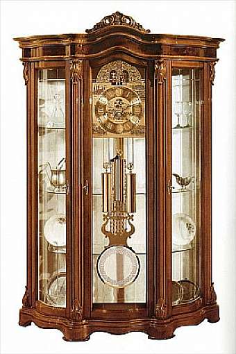 Montre V-12