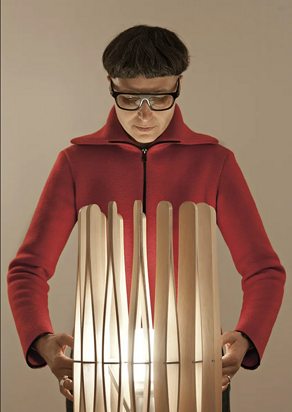 Lampe de table en bois Stick Fabbian usine Fabbian de l'Italie. Foto №3