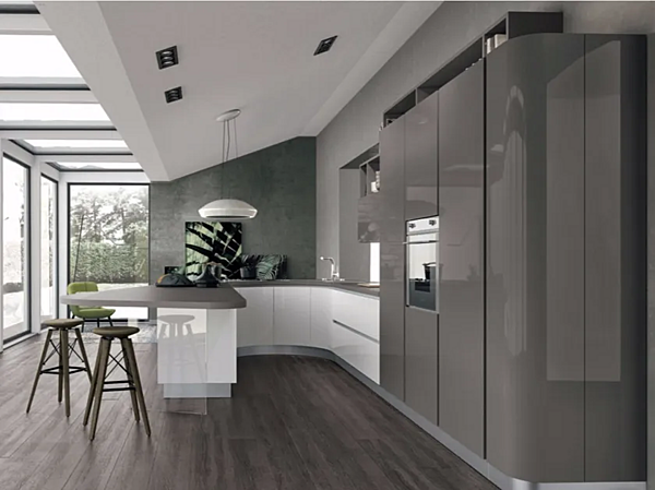 Cuisine équipée avec péninsule en bois LUBE CUCINE collection Clover 01 usine LUBE CUCINE de l'Italie. Foto №1