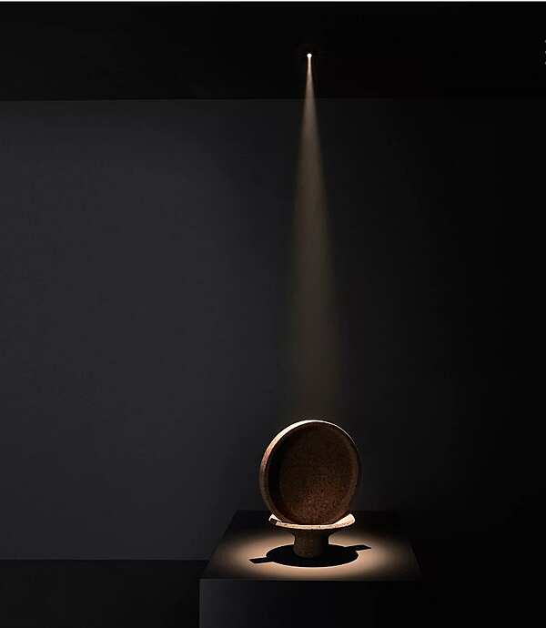 Lustre DELTALIGHT Nime usine DELTALIGHT de l'Italie. Foto №5