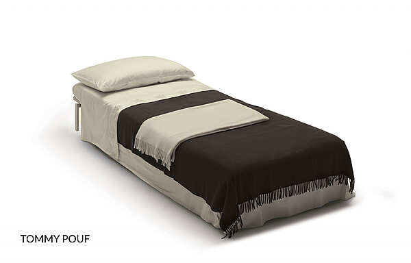 Accessoires MILANO BEDDING usine MILANO BEDDING de l'Italie. Foto №1