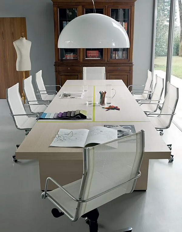 Chaise de direction en cuir avec dossier haut Blade i 4 Mariani usine i 4 Mariani de l'Italie. Foto №5