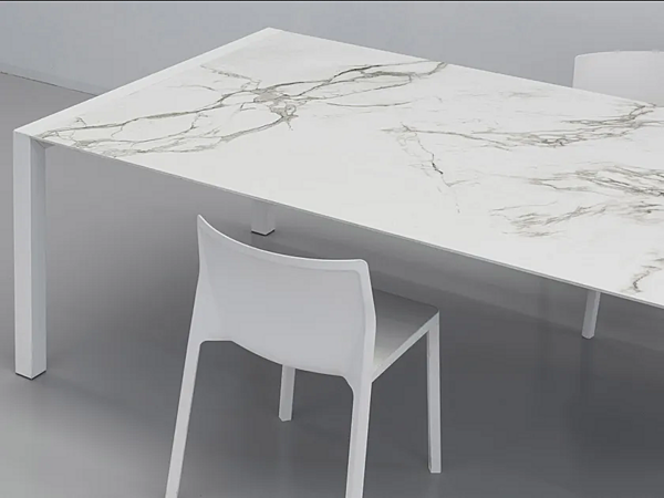 Table de jardin en Dekton Sushi Kristalia usine Kristalia de l'Italie. Foto №2