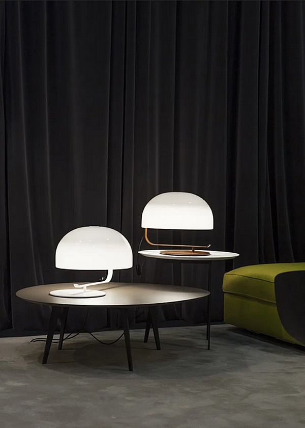 Lampe de table en PMMA Oluce Zanuso 275 usine Oluce de l'Italie. Foto №3