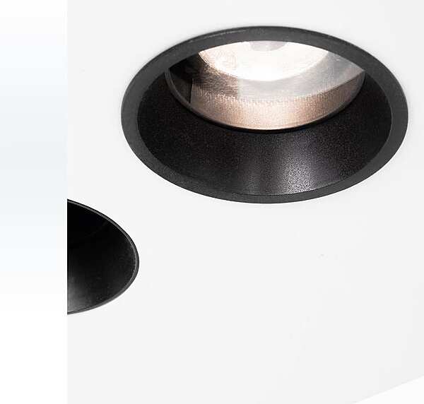 Lustre DELTALIGHT Entero usine DELTALIGHT de l'Italie. Foto №1
