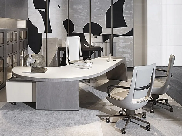 Chaise de direction avec roulettes et base à 5 branches GIORGETTI Clip 86000 usine GIORGETTI de l'Italie. Foto №3