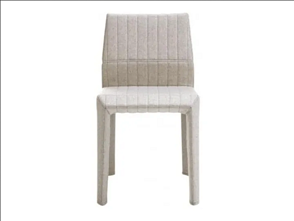 Fauteuil en mousse polyuréthane rembourré avec housse amovible Facett LIGNE ROSET 10467000 usine LIGNE ROSET de l'Italie. Foto №1