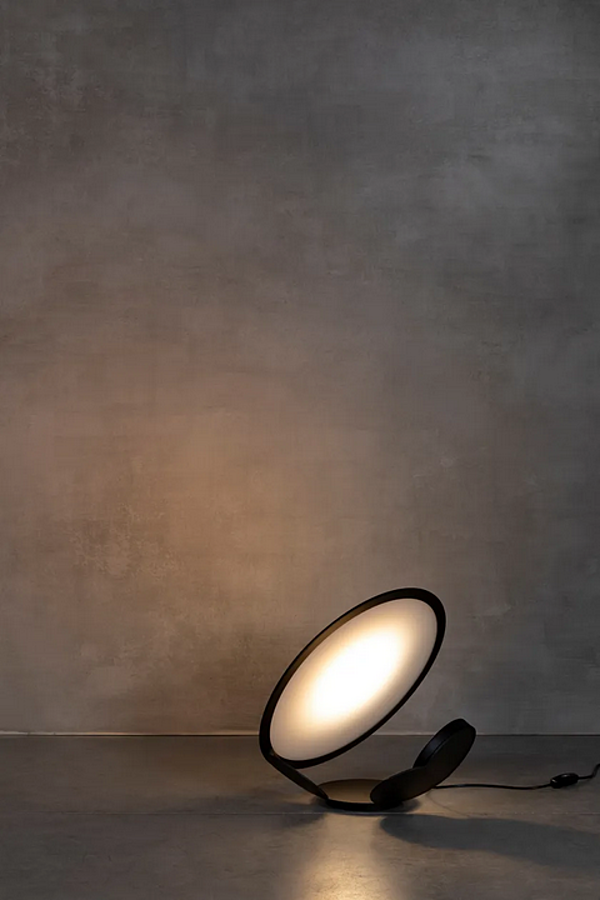 Lampe de table LED ajustable en aluminium AXOLIGHT CUT LT CUT XXX usine Axolight de l'Italie. Foto №3