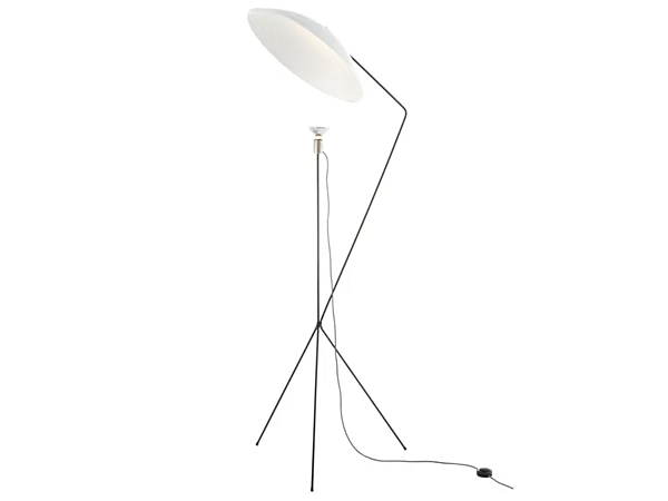 Lampe sur pied LED en acier Solveig LIGNE ROSET 10072040 usine LIGNE ROSET de l'Italie. Foto №1