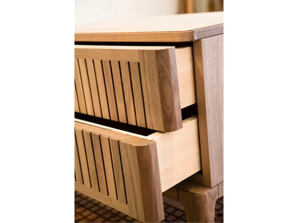 Table de chevet rectangulaire en bois massif Eleva M 126 DALE usine DALE de l'Italie. Foto №3
