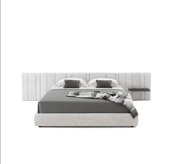 Lit double en tissu avec table de nuit intégrée et tête de lit rembourrée GIORGETTI Karphi Nap usine GIORGETTI de l'Italie. Foto №2