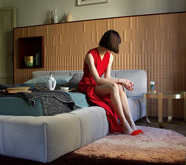 Lit de rangement en tissu rembourré Pixel Box grand Saba usine SABA de l'Italie. Foto №10