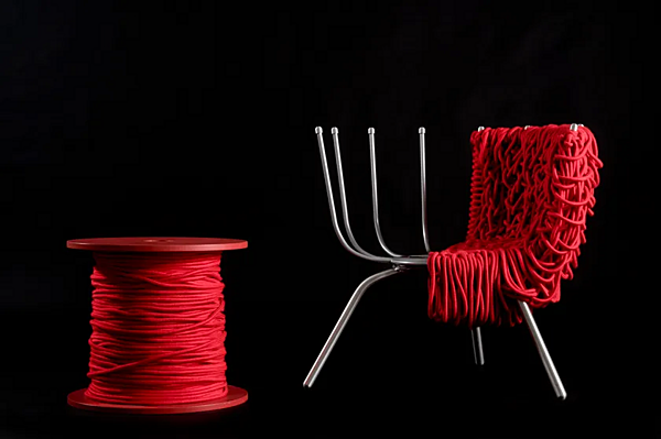 Fauteuil en tissu avec accoudoirs Edra Vermelha CTV010 usine EDRA de l'Italie. Foto №8