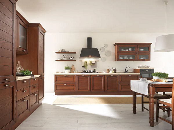 Cuisine en bois massif avec poignées CLAUDIA LUBE CUCINE usine LUBE CUCINE de l'Italie. Foto №1