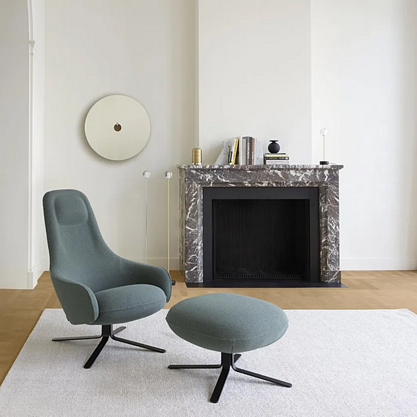 Fauteuil en tissu avec accoudoirs et base à 4 branches LIGNE ROSET MOA 19500105 usine LIGNE ROSET de l'Italie. Foto №3