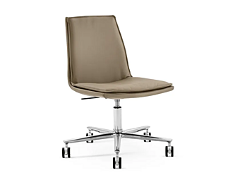 Chaise de bureau en cuir réglable en hauteur avec roulettes Eforma Lara 5 façons Chaise de bureau en cuir réglable en hauteur avec roulettes Eforma Lara 5 façons usine Eforma de l'Italie