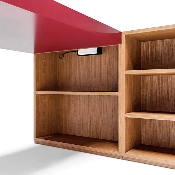 Bureau rectangulaire avec bibliothèque en bois CASSINA LC16 016 usine CASSINA de l'Italie. Foto №2