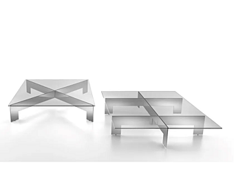 Table basse en cristal et acier Bridge F.lli Orsenigo Table basse en cristal et acier Bridge F.lli Orsenigo usine ORSENIGO de l'Italie