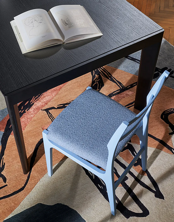 Chaise en frêne avec coussin intégré CASSINA Principi usine CASSINA de l'Italie. Foto №4