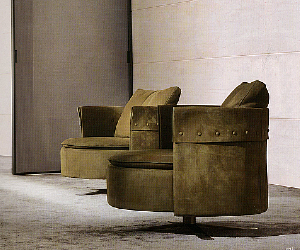 Fauteuil LONGHI (F. LLI LONGHI) x 610    usine LONGHI (F.LLI LONGHI) de l'Italie. Foto №2