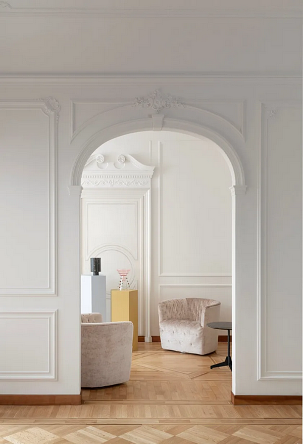 Fauteuil en polyuréthane avec housse amovible et accoudoirs Amelie Saba usine SABA de l'Italie. Foto №5