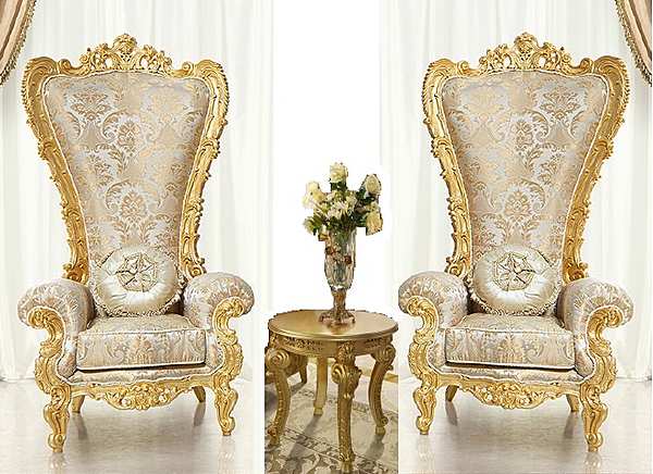 Deux trônes dorés avec table Modenese Gastone usine MODENESE GASTONE de l'Italie. Foto №2