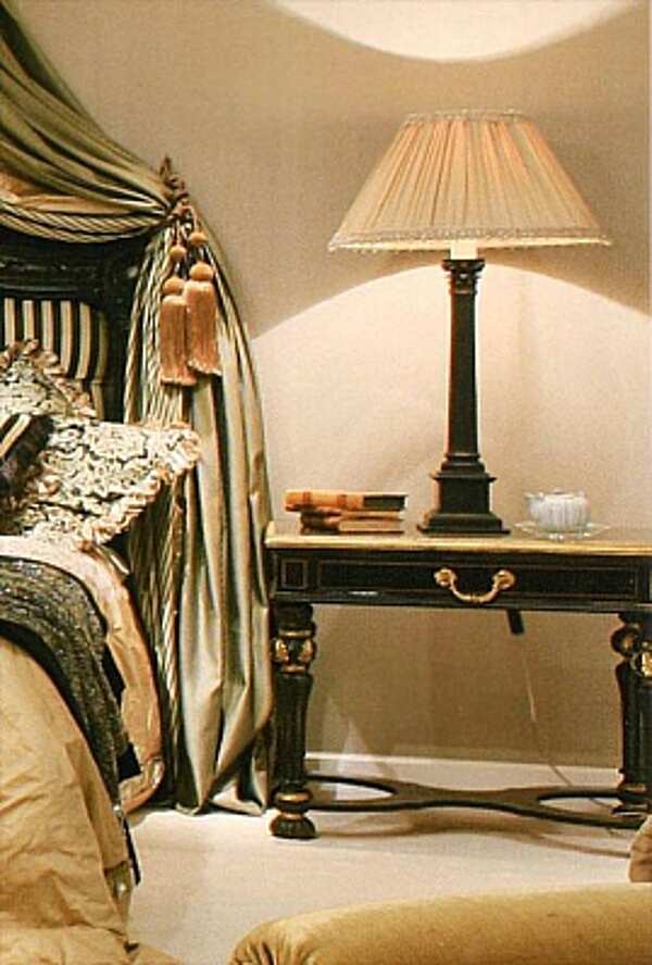 Table de chevet PROVASI 0621/2 usine PROVASI de l'Italie. Foto №1