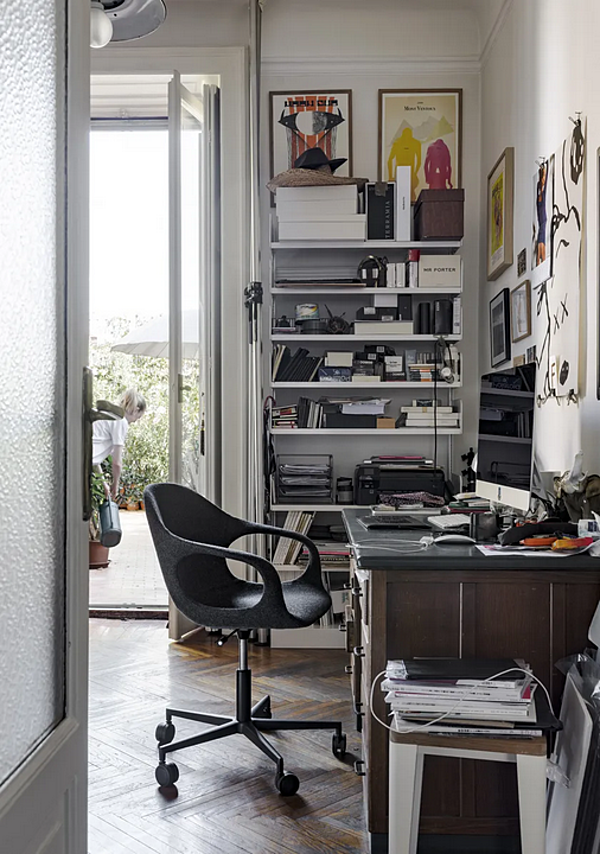 Chaise de bureau en tissu réglable en hauteur avec base à cinq branches Elephant Kristalia usine Kristalia de l'Italie. Foto №2