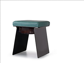 Tabouret bas avec coussin intégré Gea Borzalino EUGePOUF usine Borzalino de l'Italie