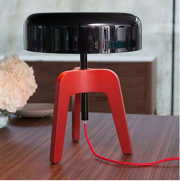 Lampadaire PORADA Pileo alta usine PORADA de l'Italie. Foto №3