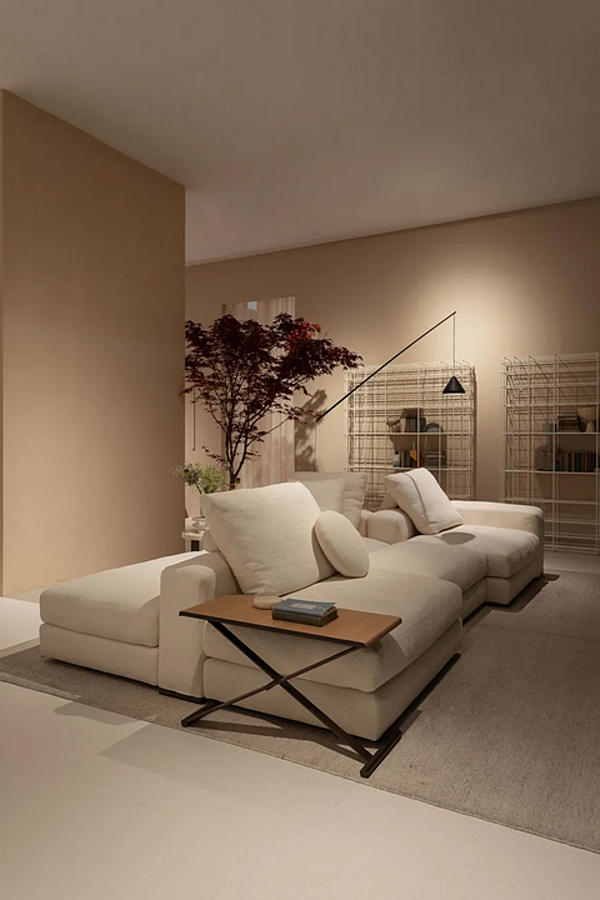 Canapé d'angle en tissu Ananta Saba usine SABA de l'Italie. Foto №3