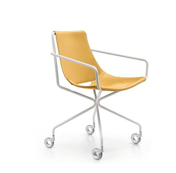 Fauteuil MIDJ Apelle DN usine MIDJ de l'Italie. Foto №1