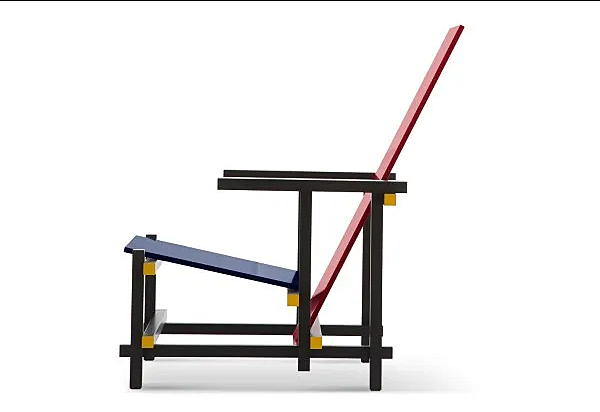 Fauteuil en bois avec dossier haut CASSINA 635 rouge et bleu usine CASSINA de l'Italie. Foto №4