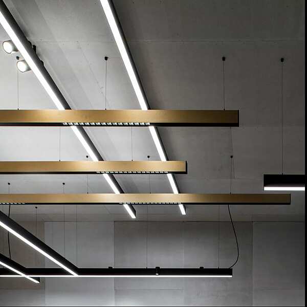 Lustre DELTALIGHT Omniliner usine DELTALIGHT de l'Italie. Foto №5
