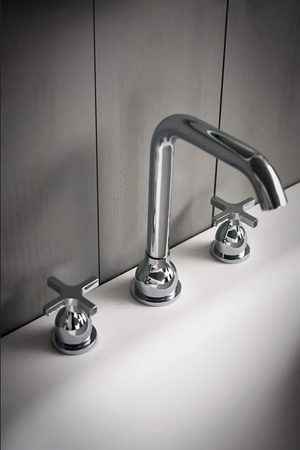 Robinet en laiton à 3 trous pour lavabo AGAPE Memory usine Agape de l'Italie. Foto №3