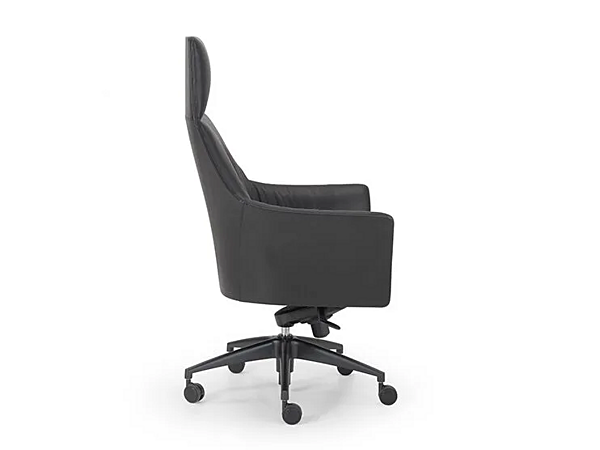 Chaise de direction en cuir à dossier haut Sella I 4 Mariani usine i 4 Mariani de l'Italie. Foto №3