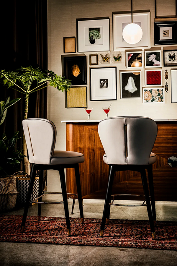 Tabouret haut pivotant en cuir Olivia Black Tie OLI67, OLI77, OLI67SW, OLI77SW usine Black Tie de l'Italie. Foto №3