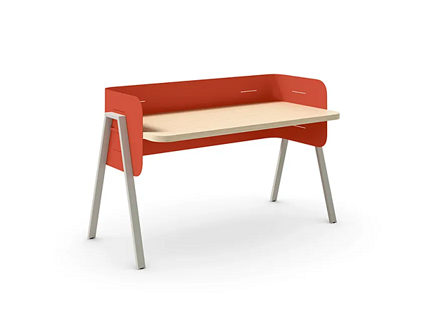 Bureau d'écriture pour enfants réglable en hauteur en bois Nidi William usine nidi de l'Italie. Foto №2