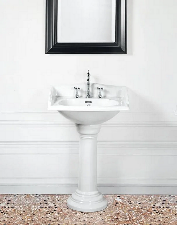 Lavabo sur pied en porcelaine victorienne Gentry Home usine Gentry Home de l'Italie. Foto №2