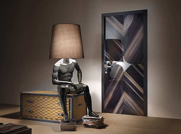 Lampe sur pied en métal George Bizzotto Italia usine Bizzotto Italia de l'Italie. Foto №3
