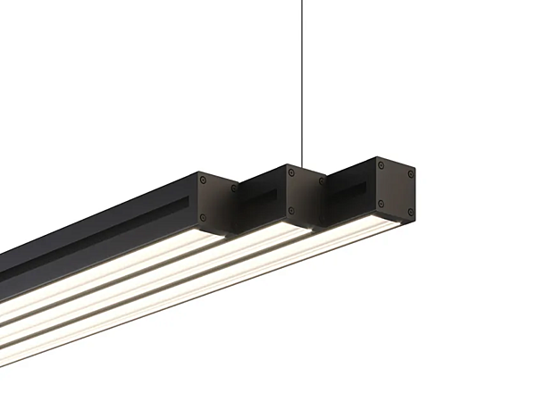 Suspension en aluminium anodisé LED Fabbian Glide usine Fabbian de l'Italie. Foto №1