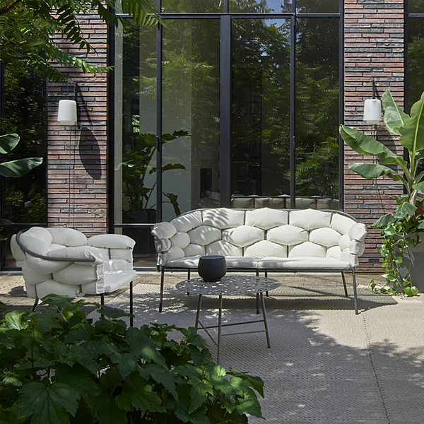 Fauteuil en tissu de jardin avec accoudoirs et housse amovible Serpentine LIGNE ROSET 10262093/94/95 usine LIGNE ROSET de l'Italie. Foto №5