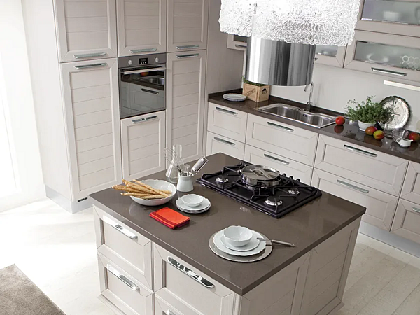 Cuisine avec îlot en bois Claudia LUBE CUCINE usine LUBE CUCINE de l'Italie. Foto №3