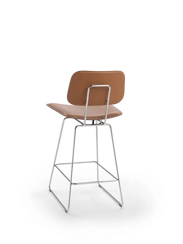 Tabouret en cuir tanné haut avec dossier FLEXFORM ECHOES S H usine FLEXFORM de l'Italie. Foto №2