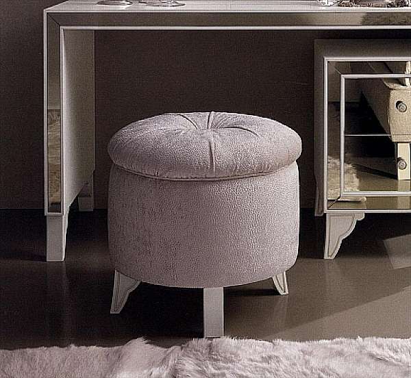 Pouf FERRETTI & amp; FERRETTI PFM100 usine FERRETTI & FERRETTI de l'Italie. Foto №1