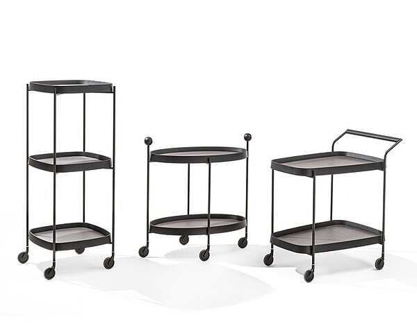 Desserte PORADA Jet 2 usine PORADA de l'Italie. Foto №2