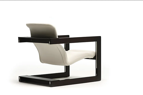 Fauteuil cantilever avec cadre en bois et assise en cuir Palco Mussi usine MUSSI de l'Italie. Foto №3
