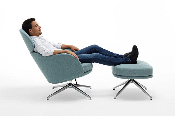 Fauteuil Bergère avec repose-tête et housse amovible Saba Sunset usine SABA de l'Italie. Foto №6